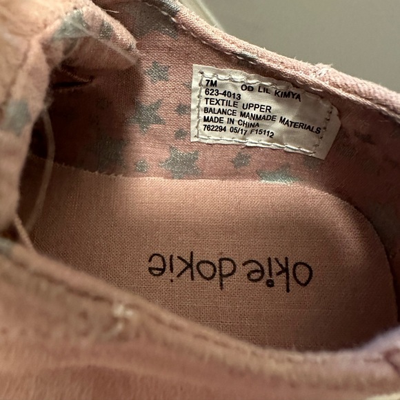 Okie Dokie Lil Kimya Pink Pompom Shoe Size 7 Toddler - Picture 8 of 8